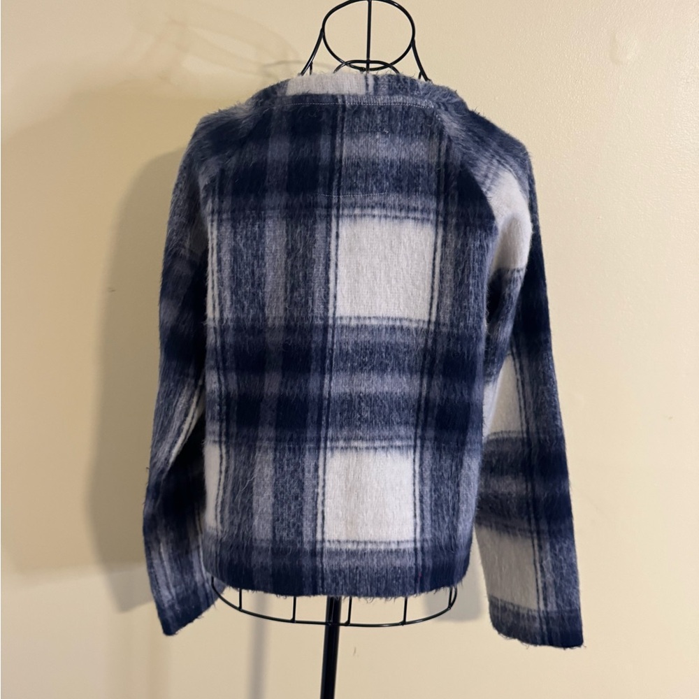 Abercrombie & Fitch Blue and White Plaid Shaggy Sweatshirt Top Size XS - Picture 5 of 7